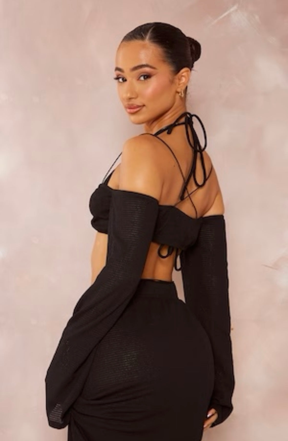 PRETTY LITTLE THING BLACK TEXTURED STRAP DETAIL OFF THE SHOULDER BEACH TOP