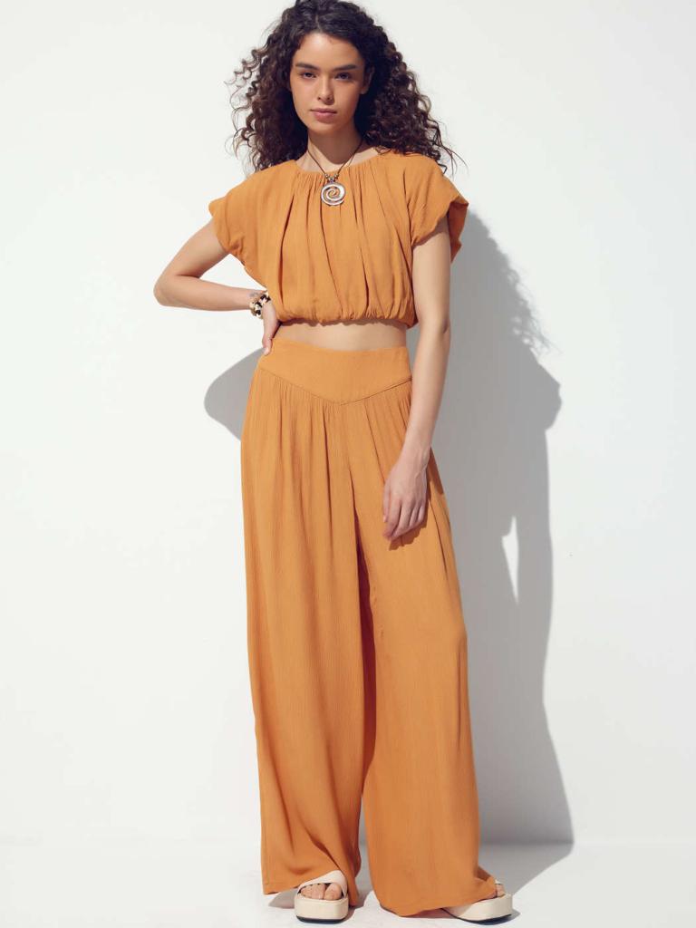 Cider Middle Elastic Waist Ruched Wide Leg Trousers