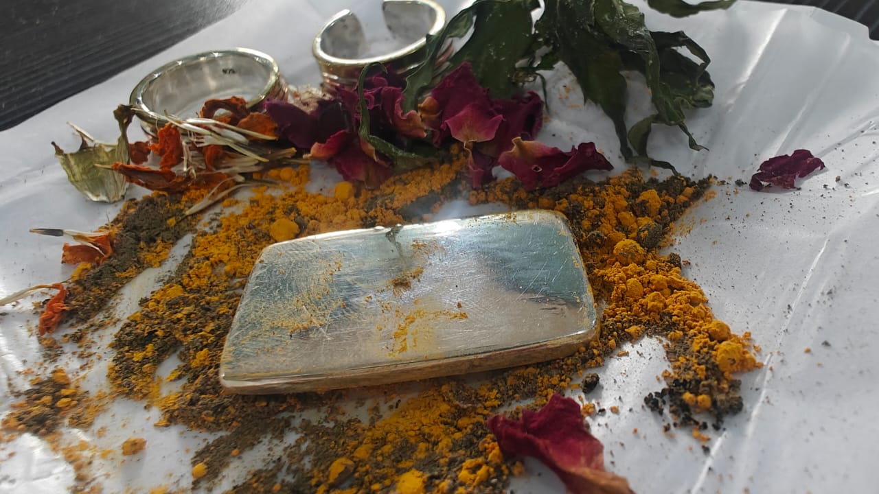 Chandi Silli/Silver Tablet (Chip) – Lakshmi Attraction | Back in Stock for Gupt Navratri