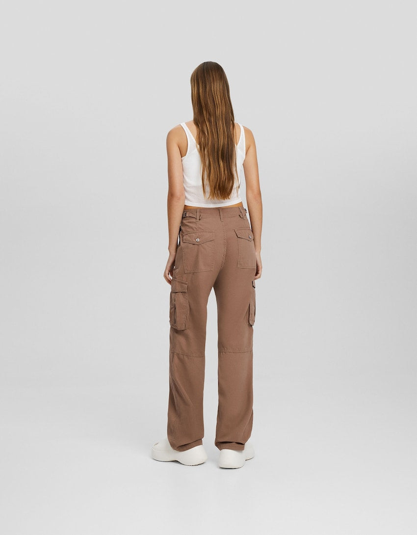 Adjustable straight cargo trousers