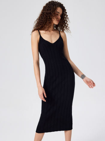 Cider Solid Knitted Maxi Dress