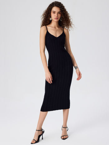 Cider Solid Knitted Maxi Dress