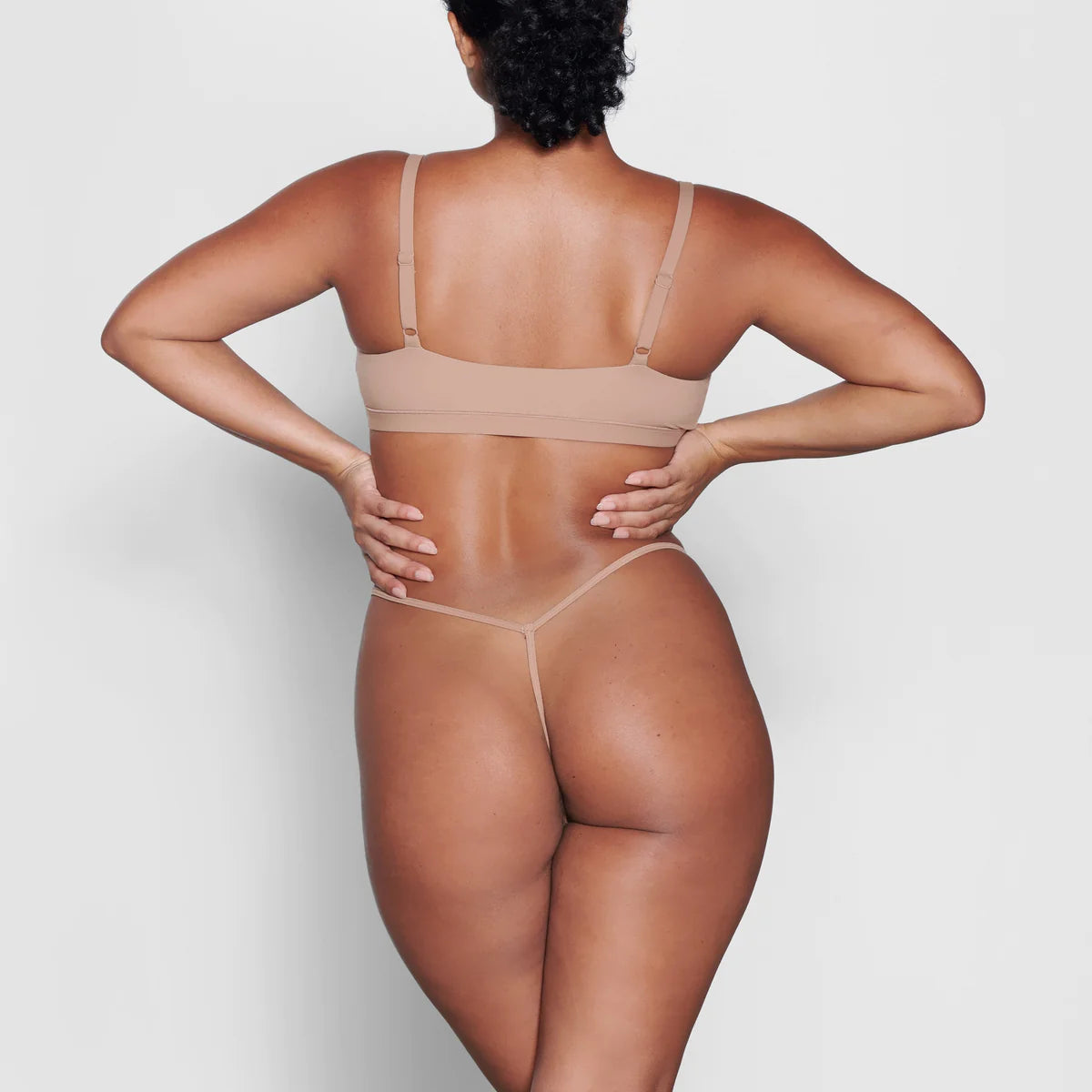 SKIMS T-STRING THONG